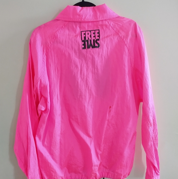 Retro Hot Pink Windbreaker - Picture 2 of 3